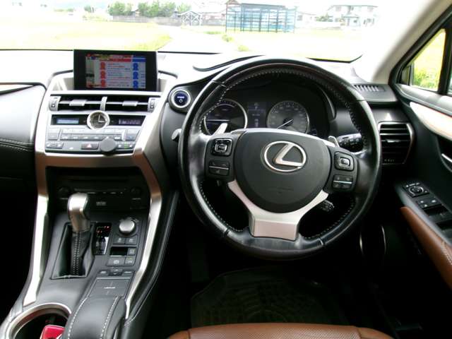 レクサス ＮＸ３００ｈ ３００Ｈ バージョンＬ ４ＷＤ H27年 (近畿) 99