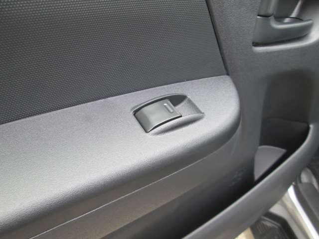 トヨタ ハイエースワゴン ２．７ ＤＸ ロング ミドルルーフ R8年 () 99