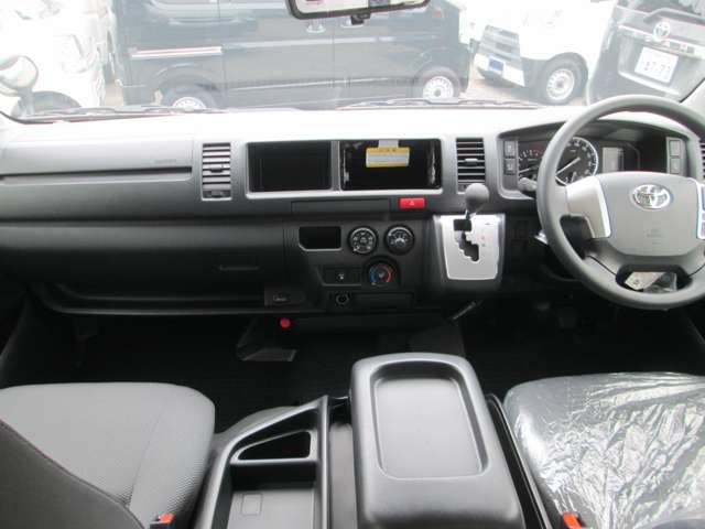 トヨタ ハイエースワゴン ２．７ ＤＸ ロング ミドルルーフ R8年 () 99