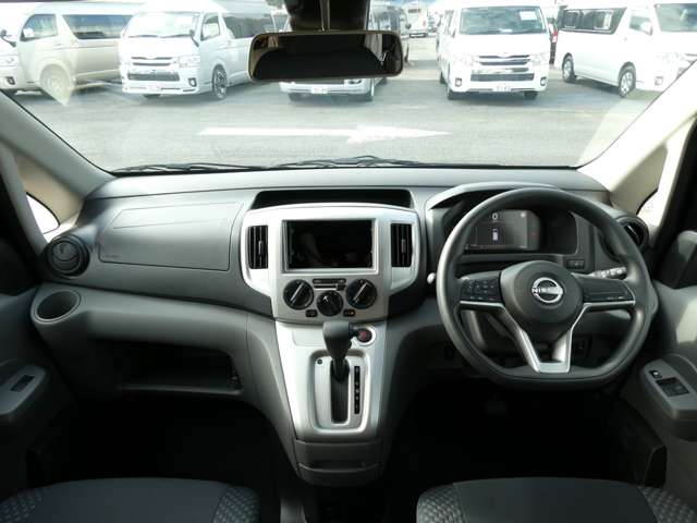 日産 ＮＶ２００バネット １．６ １６Ｘ－２Ｒ R8年 (関東) 99