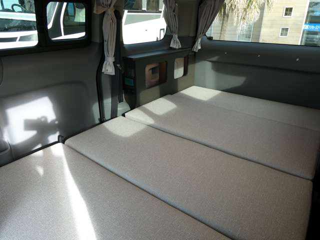 日産 ＮＶ２００バネット １．６ １６Ｘ－２Ｒ R8年 (関東) 99