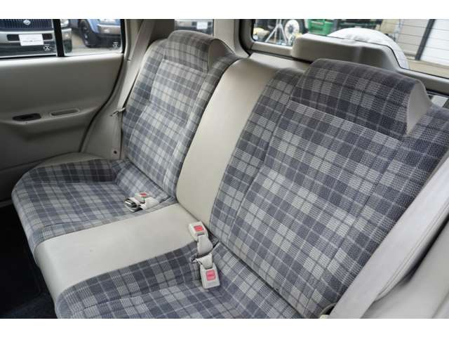 日産 ラシーン １．５ タイプＩＩＩ ４ＷＤ H7年 (関東) 99