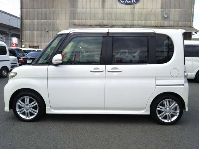 ダイハツ タント ６６０ カスタム ＲＳ H25年 (中国) 99
