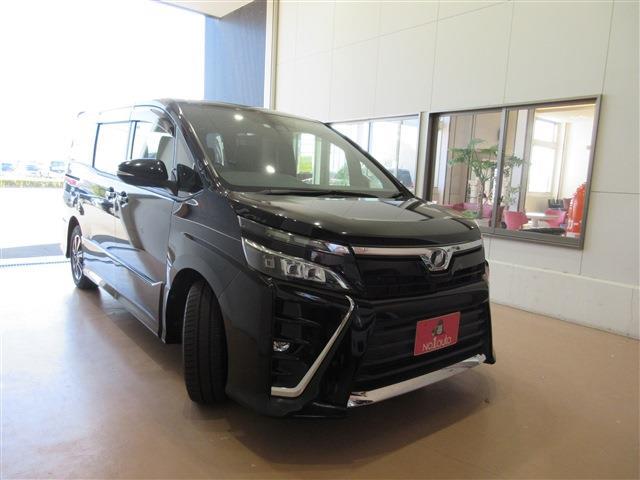 トヨタ ヴォクシー ２．０ ＺＳ H29年 (四国) 99