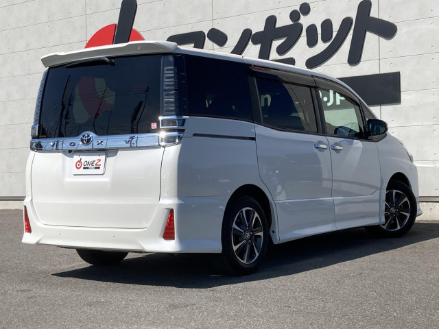トヨタ ヴォクシー ２．０ ＺＳ 煌ＩＩＩ R3年 (四国) 99