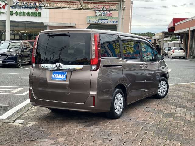 トヨタ ノア ２．０ Ｘ Ｖパッケージ H29年 (関東) 99