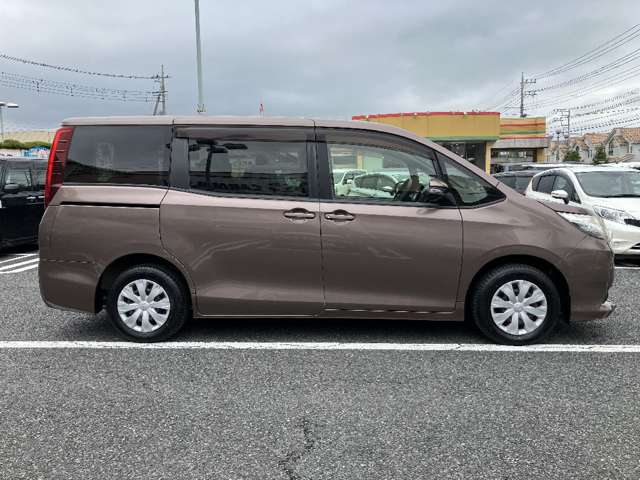 トヨタ ノア ２．０ Ｘ Ｖパッケージ H29年 (関東) 99