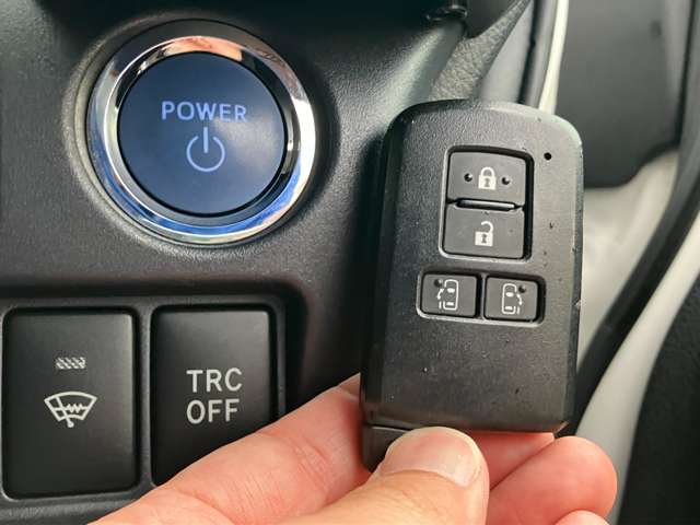 トヨタ ノア １．８ ハイブリッド ＳＩ H28年 (関東) 99