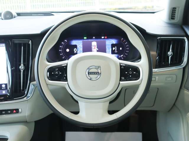 ボルボ Ｖ９０ Ｂ６ ＡＷＤ インスクリプション ４ＷＤ R3年 (関東) 99