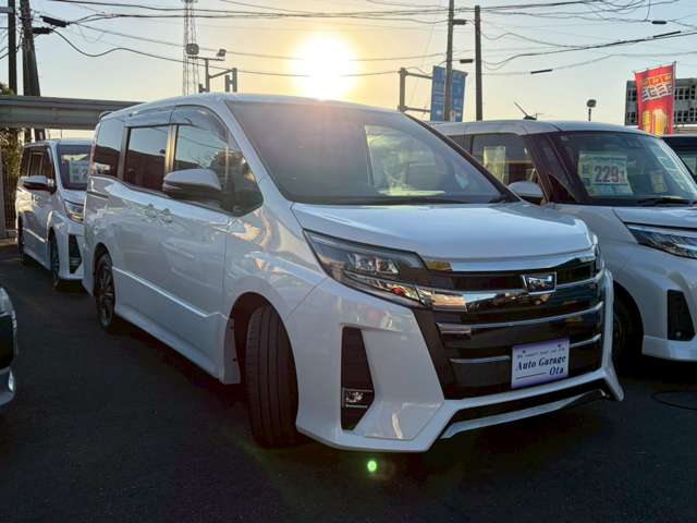 トヨタ ノア ２．０ ＳＩ H29年 (関東) 99