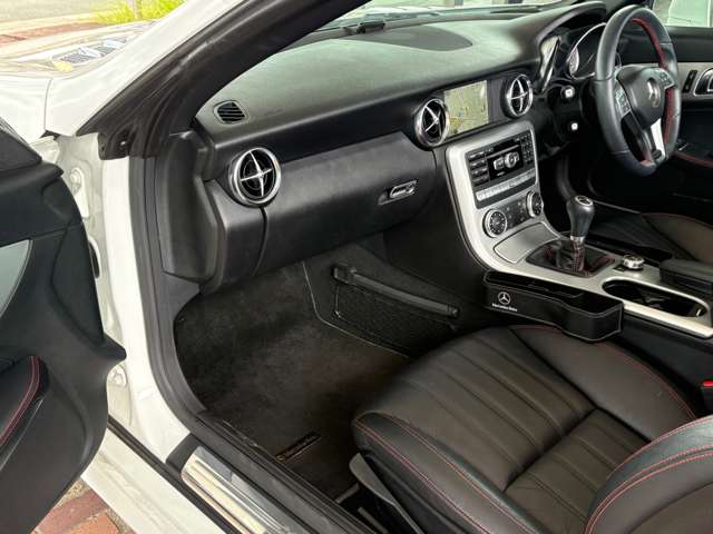 メルセデスベンツ ＳＬＫクラス ＳＬＫ２００ ＭＴ ＡＭＧスポーツパッケージ H25年 (九州・沖縄) 99