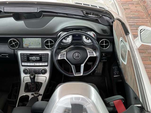 メルセデスベンツ ＳＬＫクラス ＳＬＫ２００ ＭＴ ＡＭＧスポーツパッケージ H25年 (九州・沖縄) 99
