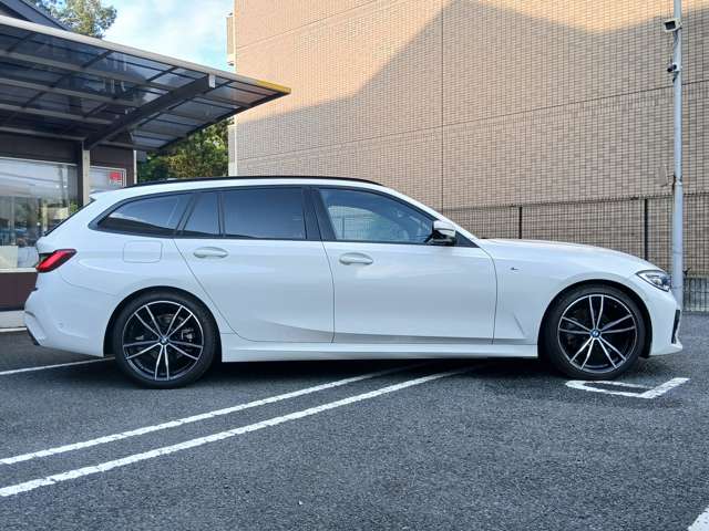 ＢＭＷ ３シリーズ ３２０Ｉ Ｍスポーツ R2年 (近畿) 99