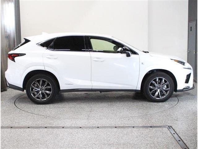 レクサス ＮＸ３００ｈ ３００Ｈ Ｆスポーツ ４ＷＤ R1年 (北海道) 99