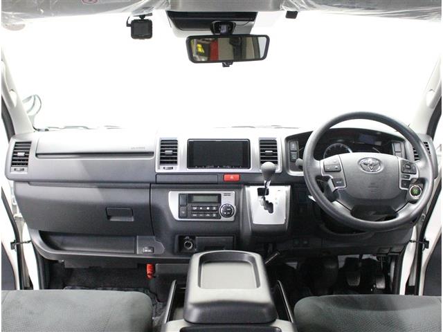 トヨタ ハイエースバン ２．８ スーパーＧＬ ロング ディーゼルターボ ４ＷＤ R7年 (北海道) 99
