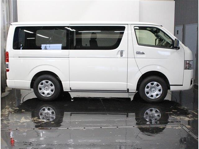 トヨタ ハイエースバン ２．８ スーパーＧＬ ロング ディーゼルターボ ４ＷＤ R7年 (北海道) 99