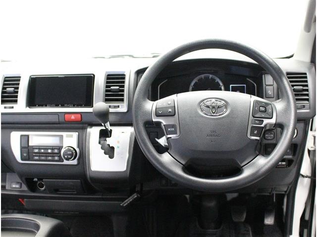 トヨタ ハイエースバン ２．８ スーパーＧＬ ロング ディーゼルターボ ４ＷＤ R7年 (北海道) 99