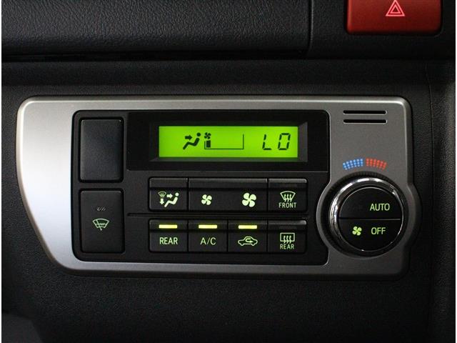 トヨタ ハイエースバン ２．８ スーパーＧＬ ロング ディーゼルターボ ４ＷＤ R7年 (北海道) 99