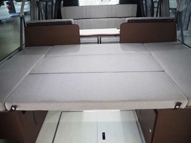トヨタ ハイエースバン キャンピング R3年 (北海道) 99