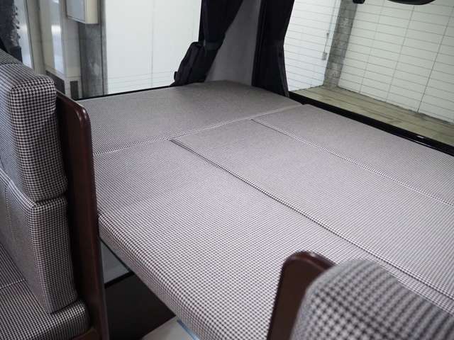 トヨタ ハイエースバン キャンピング R3年 (北海道) 99