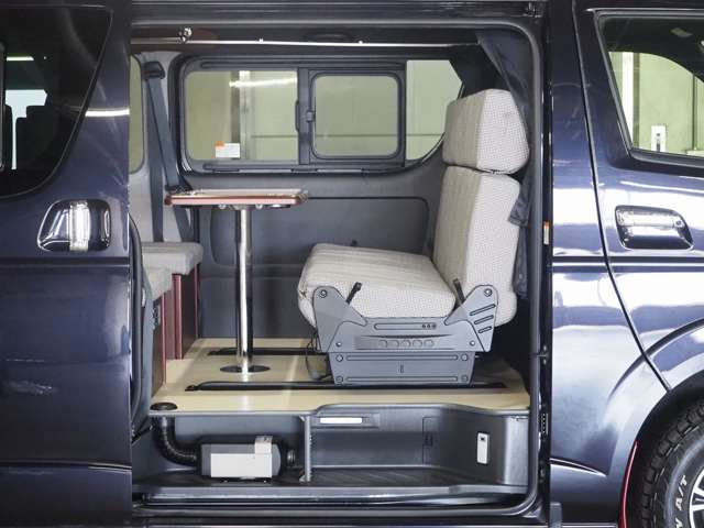 トヨタ ハイエースバン キャンピング R3年 (北海道) 99