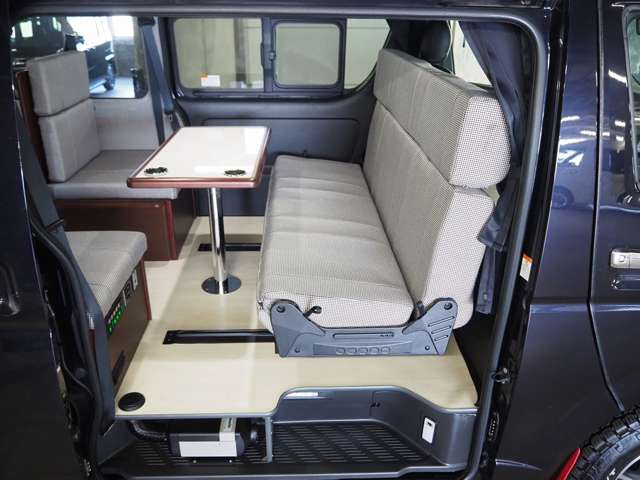 トヨタ ハイエースバン キャンピング R3年 (北海道) 99