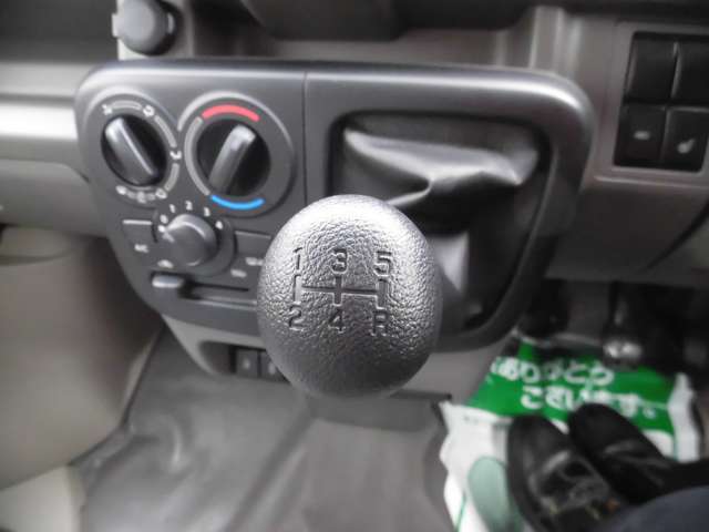 マツダ スクラムバン ６６０ ＰＣ ハイルーフ ４ＷＤ R6年 (甲信越・北陸) 99