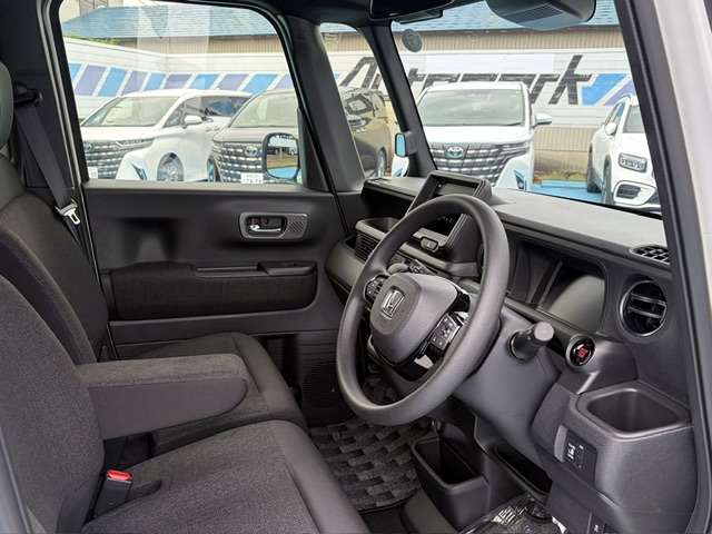 ホンダ Ｎ　ＢＯＸ カスタム ６６０ ４ＷＤ R8年 (甲信越・北陸) 99