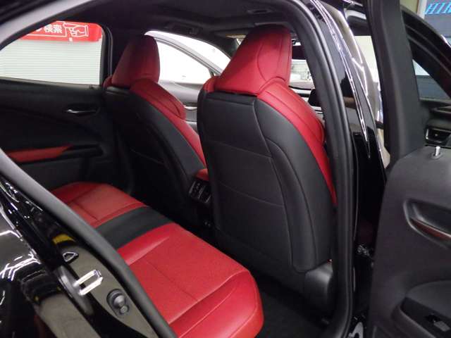 レクサス ＵＸ２５０ｈ ２５０Ｈ Ｆスポーツ ４ＷＤ R1年 (東北) 99