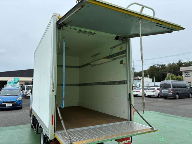 日産 アトラス ３．０Ｄターボ H28年 (関東) 99