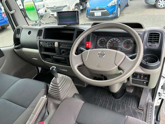 日産 アトラス ３．０Ｄターボ H28年 (関東) 99