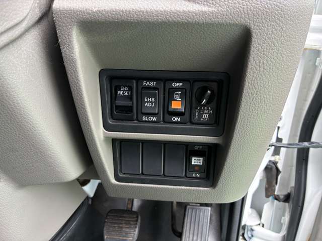 日産 アトラス ３．０Ｄターボ H28年 (関東) 99