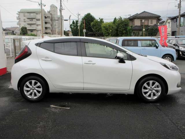 トヨタ アクア １．５ Ｚ R3年 (関東) 99