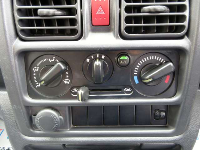 日産 ＮＴ１００クリッパー ６６０ ＤＸ R1年 (関東) 99