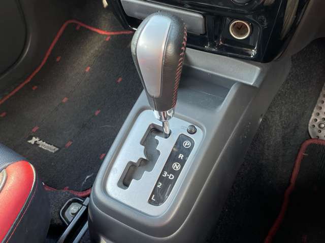 スズキ ジムニー ６６０ クロスアドベンチャー ４ＷＤ H25年 () 99