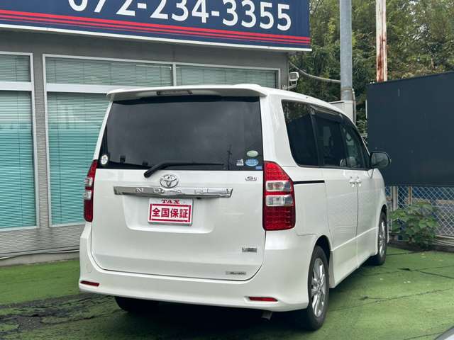 トヨタ ノア ２．０ ＳＩ H22年 (近畿) 99