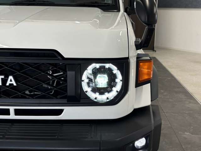 トヨタ ランドクルーザー７０ ２．８ ＡＸ ディーゼルターボ ４ＷＤ R6年 (関東) 99