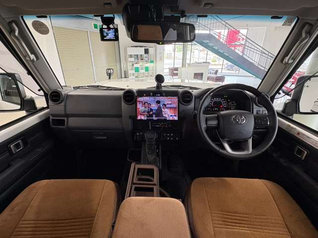 トヨタ ランドクルーザー７０ ２．８ ＡＸ ディーゼルターボ ４ＷＤ R6年 (関東) 99
