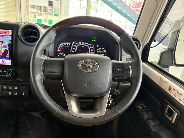 トヨタ ランドクルーザー７０ ２．８ ＡＸ ディーゼルターボ ４ＷＤ R6年 (関東) 99