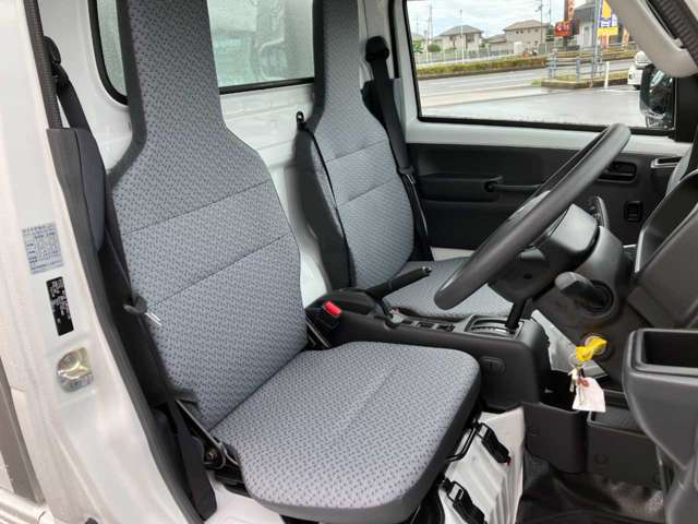 スズキ キャリイトラック ６６０ 保冷車 助手席側スライドドア仕様 ４ＷＤ R8年 (四国) 99