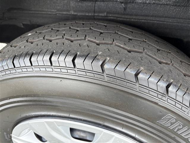 トヨタ ハイエースバン ２．８ スーパーＧＬ ダークプライムＩＩ ロングボディ ディーゼルターボ R8年 (九州・沖縄) 99