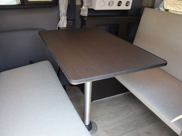 日産 ＮＶ２００バネット フジカーズジャパン R8年 (東海) 99