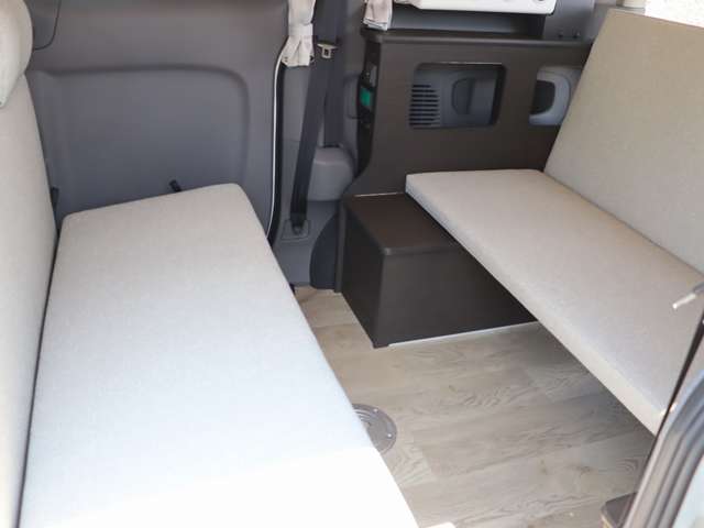 日産 ＮＶ２００バネット フジカーズジャパン R8年 (東海) 99