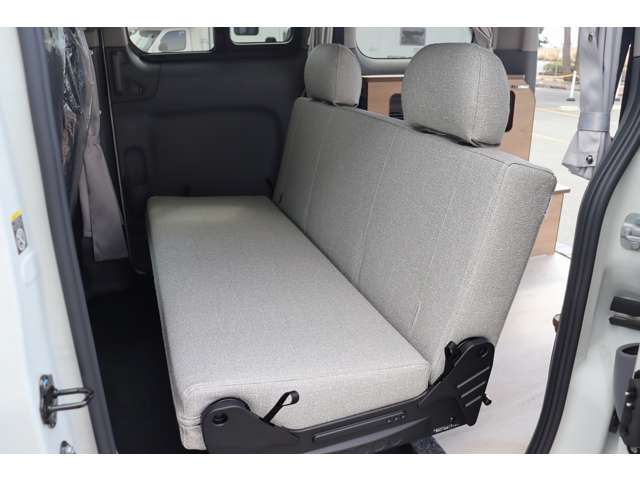 日産 ＮＶ２００バネット ＦＯＣＳ ルソ ＬＵＺ R8年 (東海) 99