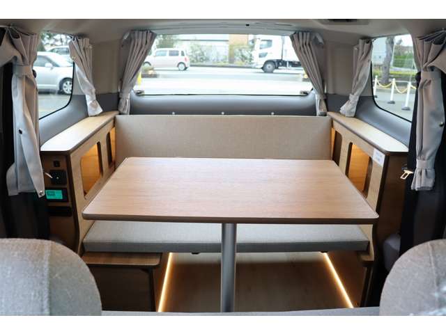 日産 ＮＶ２００バネット ＦＯＣＳ ルソ ＬＵＺ R8年 (東海) 99