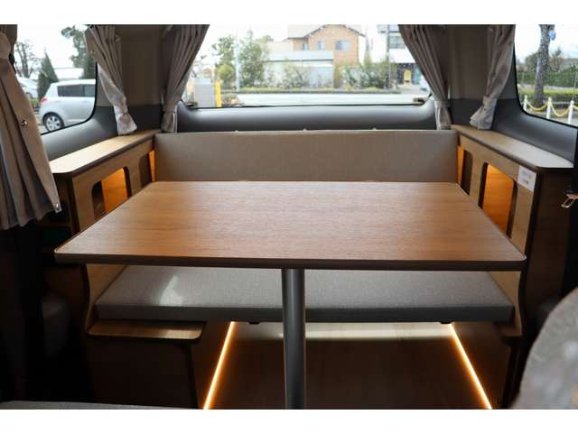 日産 ＮＶ２００バネット ＦＯＣＳ ルソ ＬＵＺ R8年 (東海) 99
