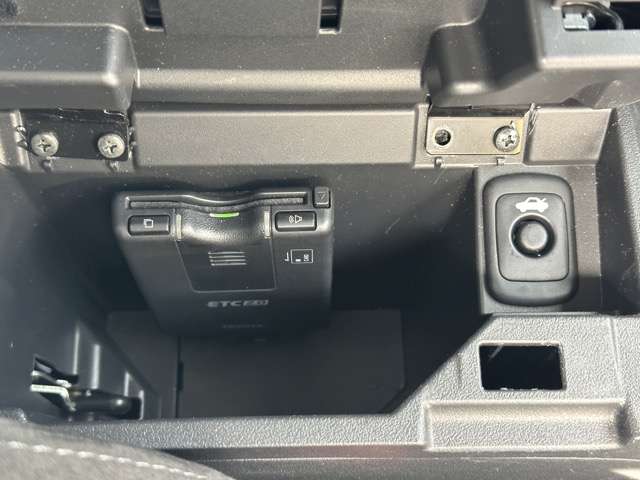 トヨタ コペン ６６０ ＧＲ スポーツ R5年 (東海) 99