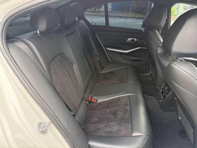 ＢＭＷ ３シリーズ ３２０ｉ　Ｍスポーツ R1年 (東海) 99