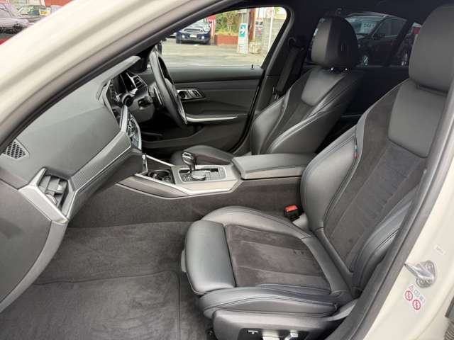 ＢＭＷ ３シリーズ ３２０ｉ　Ｍスポーツ R1年 (東海) 99