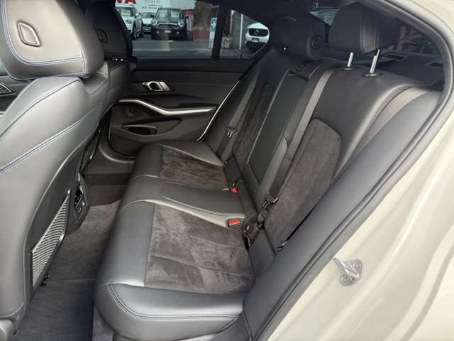ＢＭＷ ３シリーズ ３２０ｉ　Ｍスポーツ R1年 (東海) 99